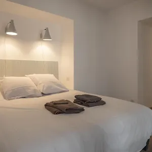 https://castres-appartement-design-en-plein-centre.midi-pyreneeshotels.com